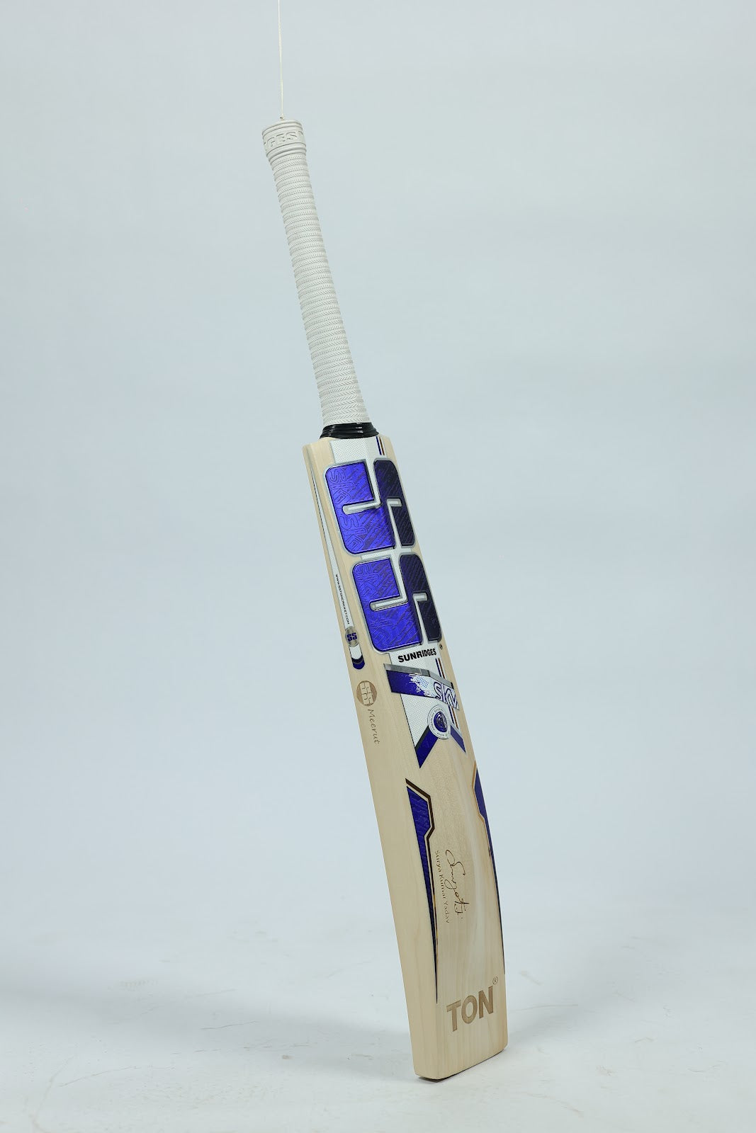 SS TON Sky Player English Willow Cricket Bat