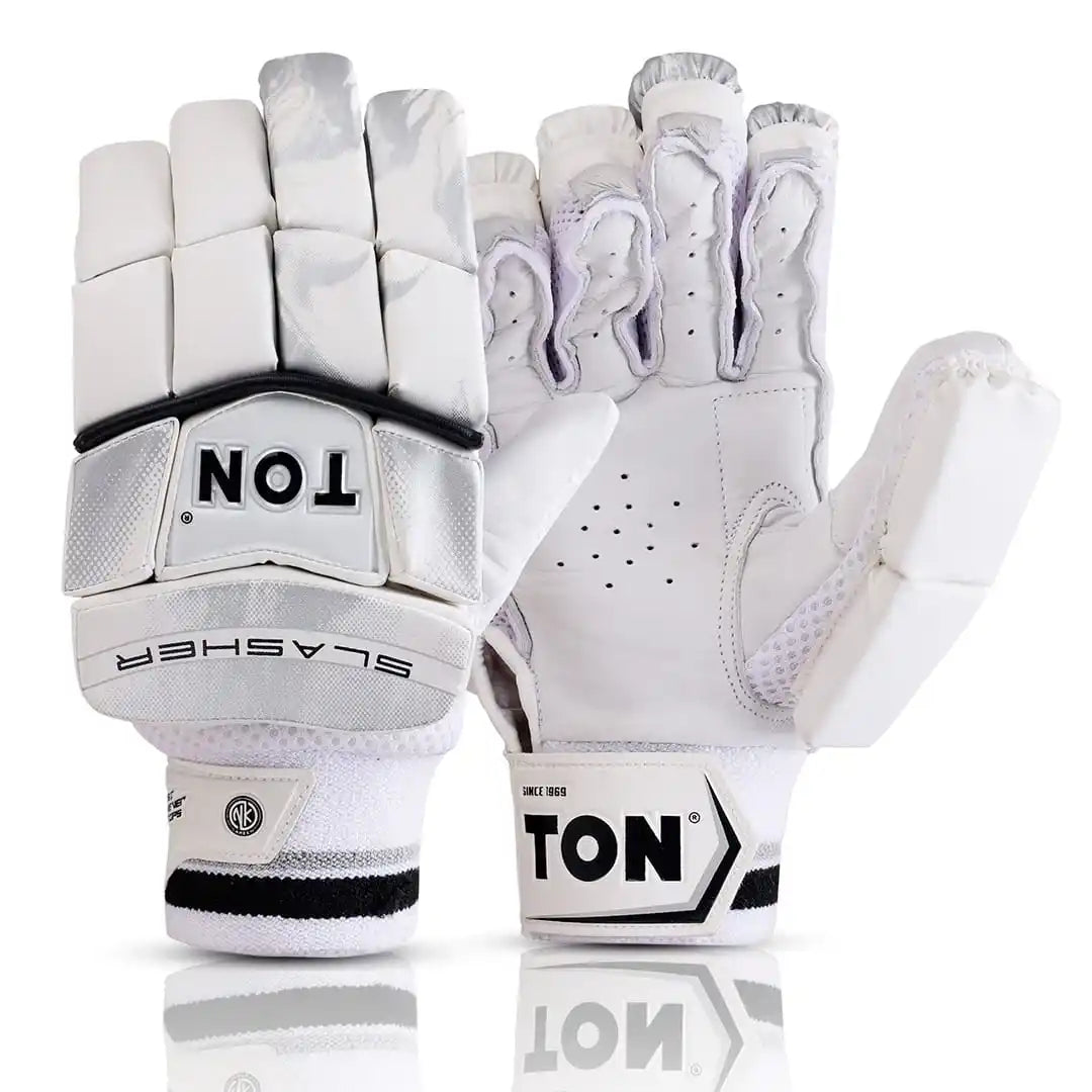 SS Ton Slasher cricket batting glove, boys/junior, Right Hand