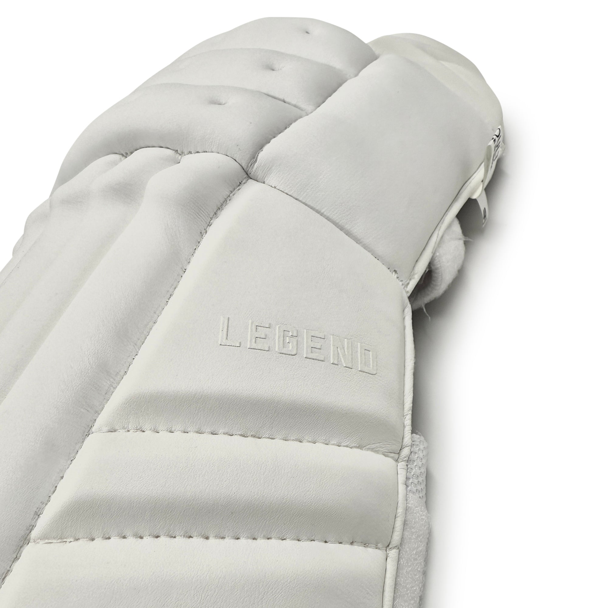 AKS LEGEND BATTING PADS WHITE 25/26