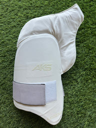 AKS Legend Thigh Pads Season 25/26