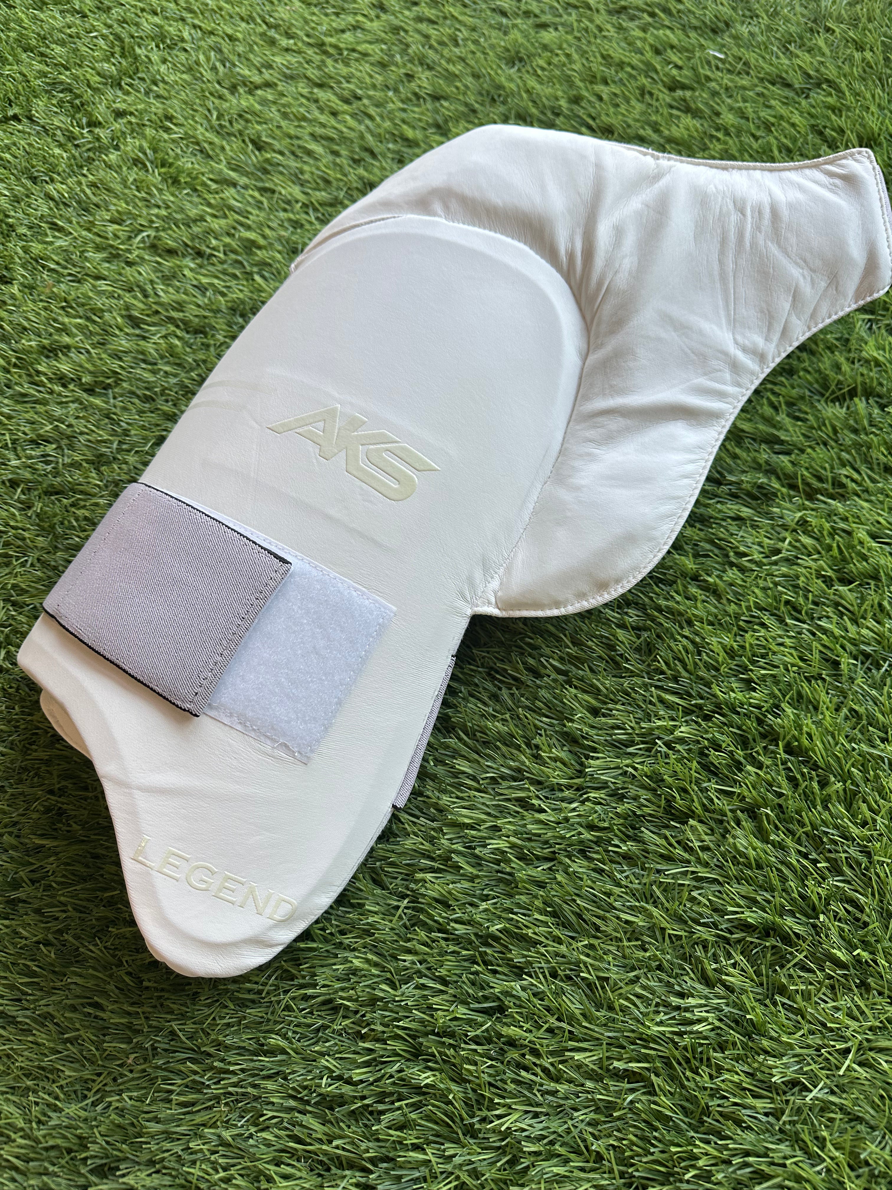 AKS Legend Thigh Pads Season 25/26