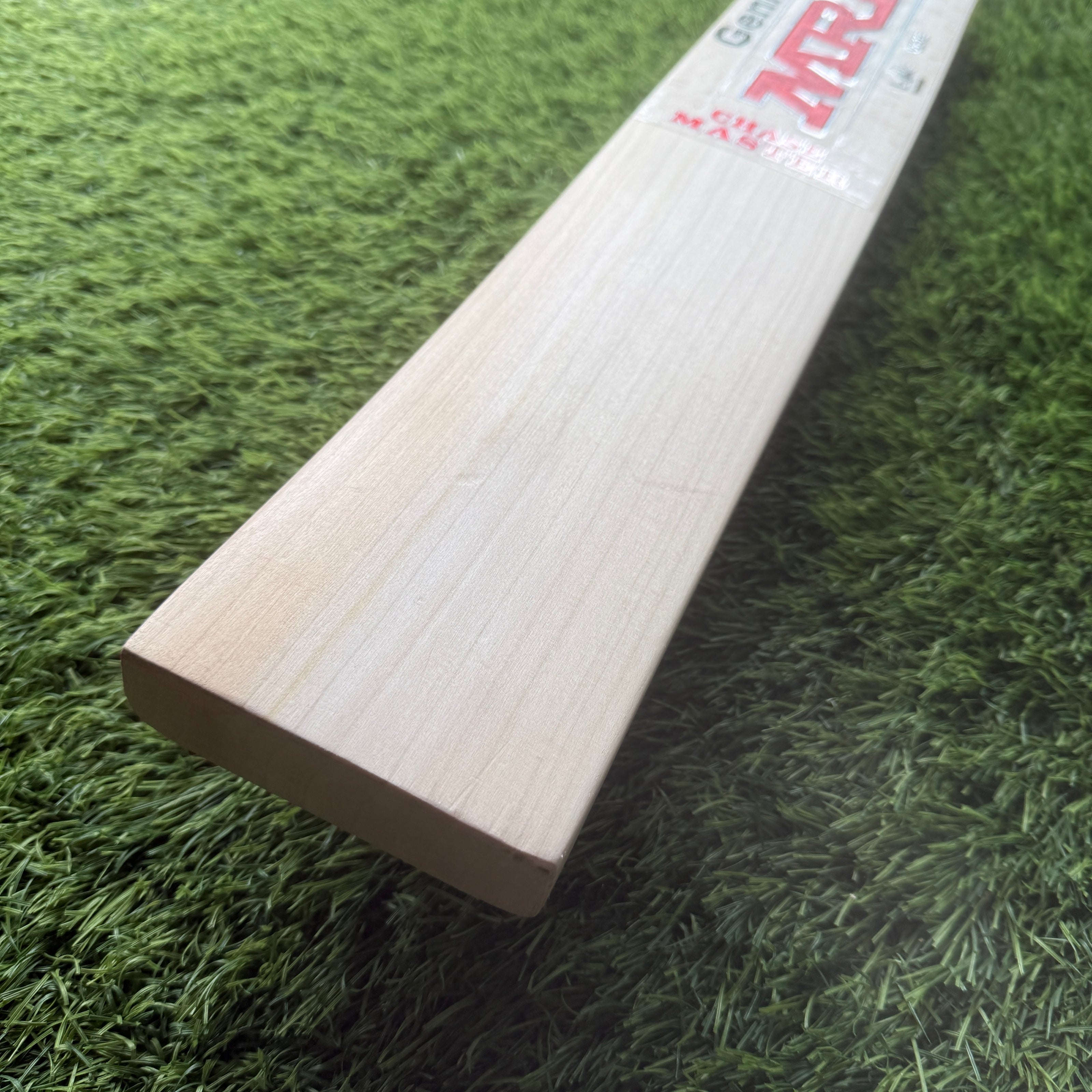 MRF EW Bat Chase Master