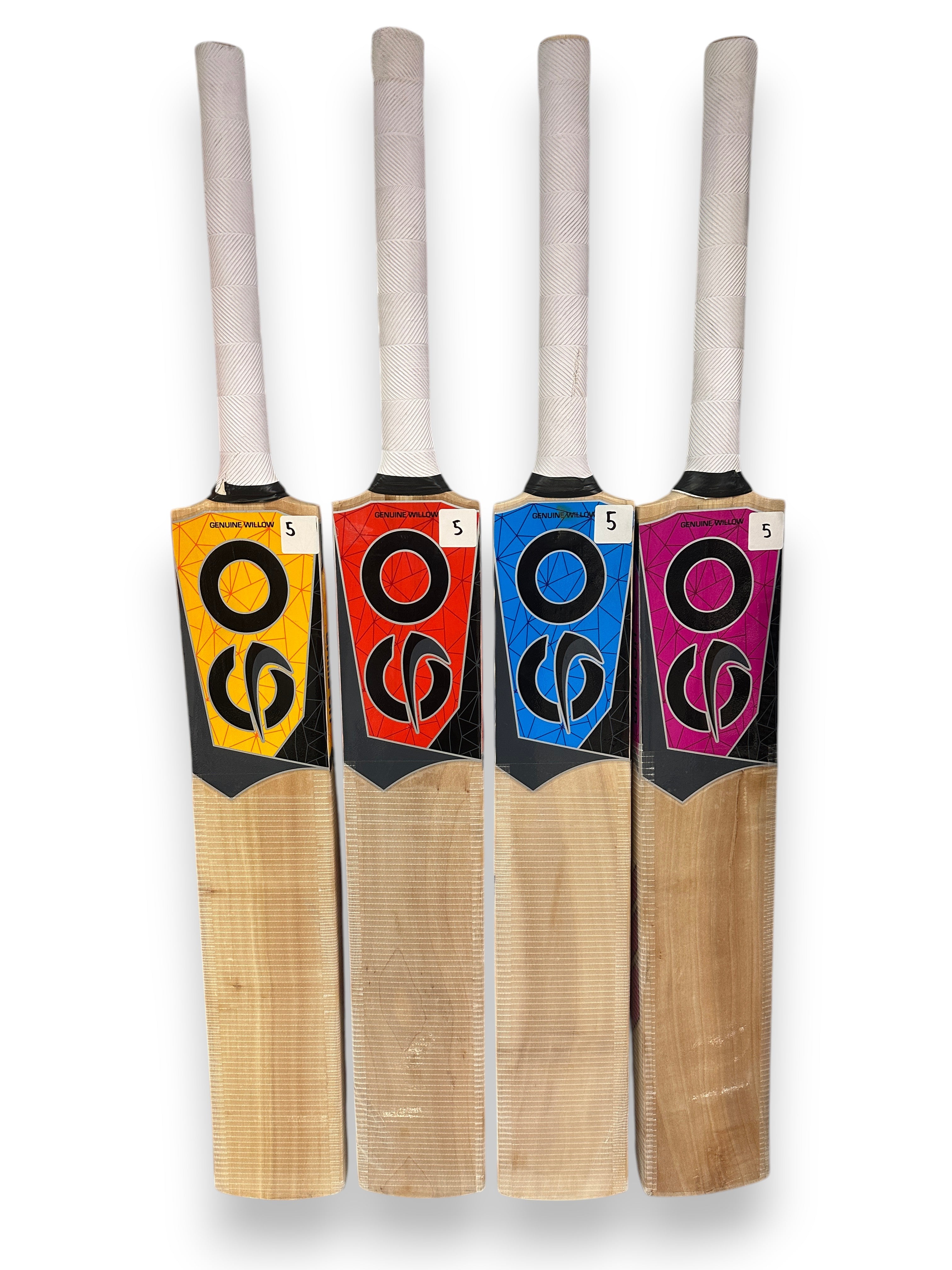 Game On GO Junior Cricket Bat