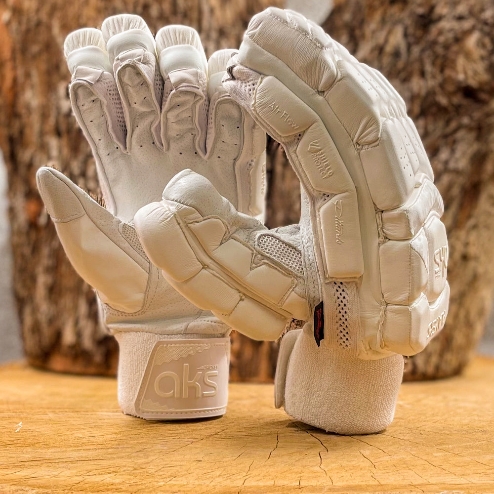 AKS PLAYERS BATTING GLOVES