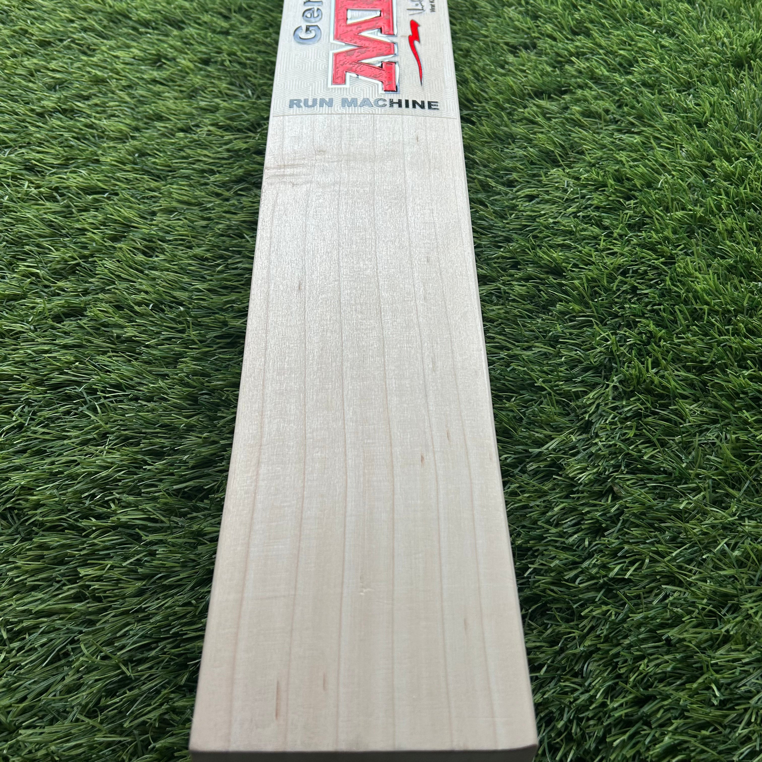 MRF EW BAT Genius Run Machine