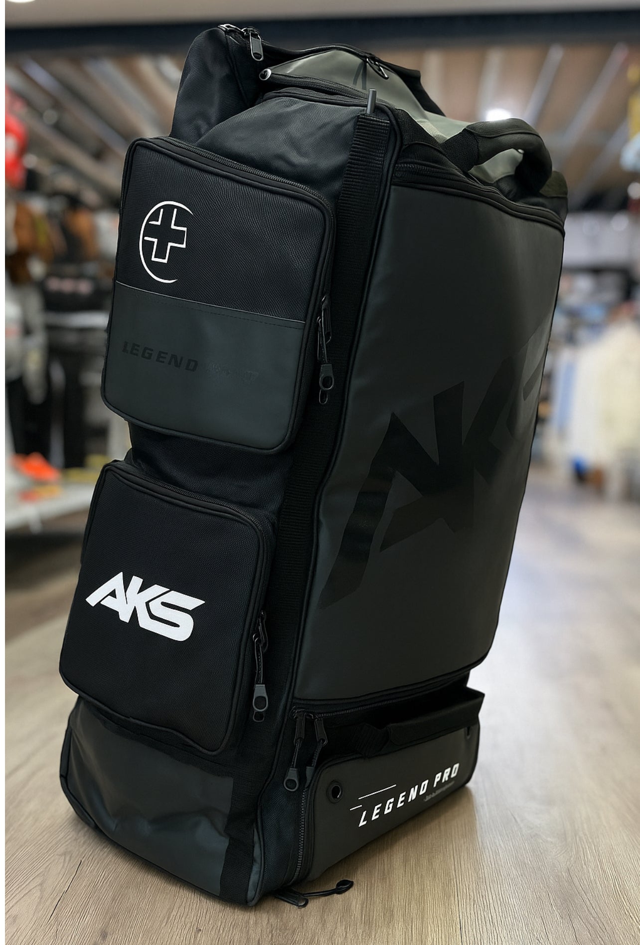 AKS LEGEND PRO DUFFLE BAGS 25/26