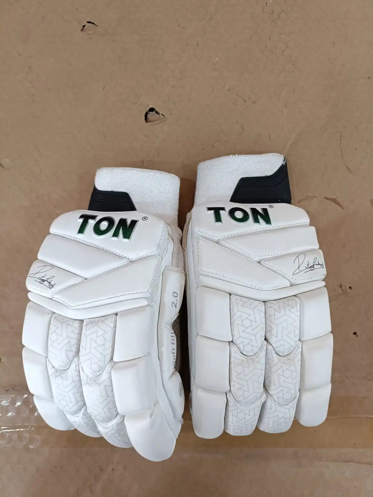 B/G  MENS (RH) - TON PRO 2.0