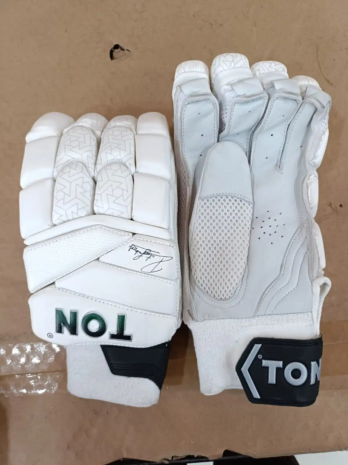 B/G  MENS (RH) - TON PRO 2.0
