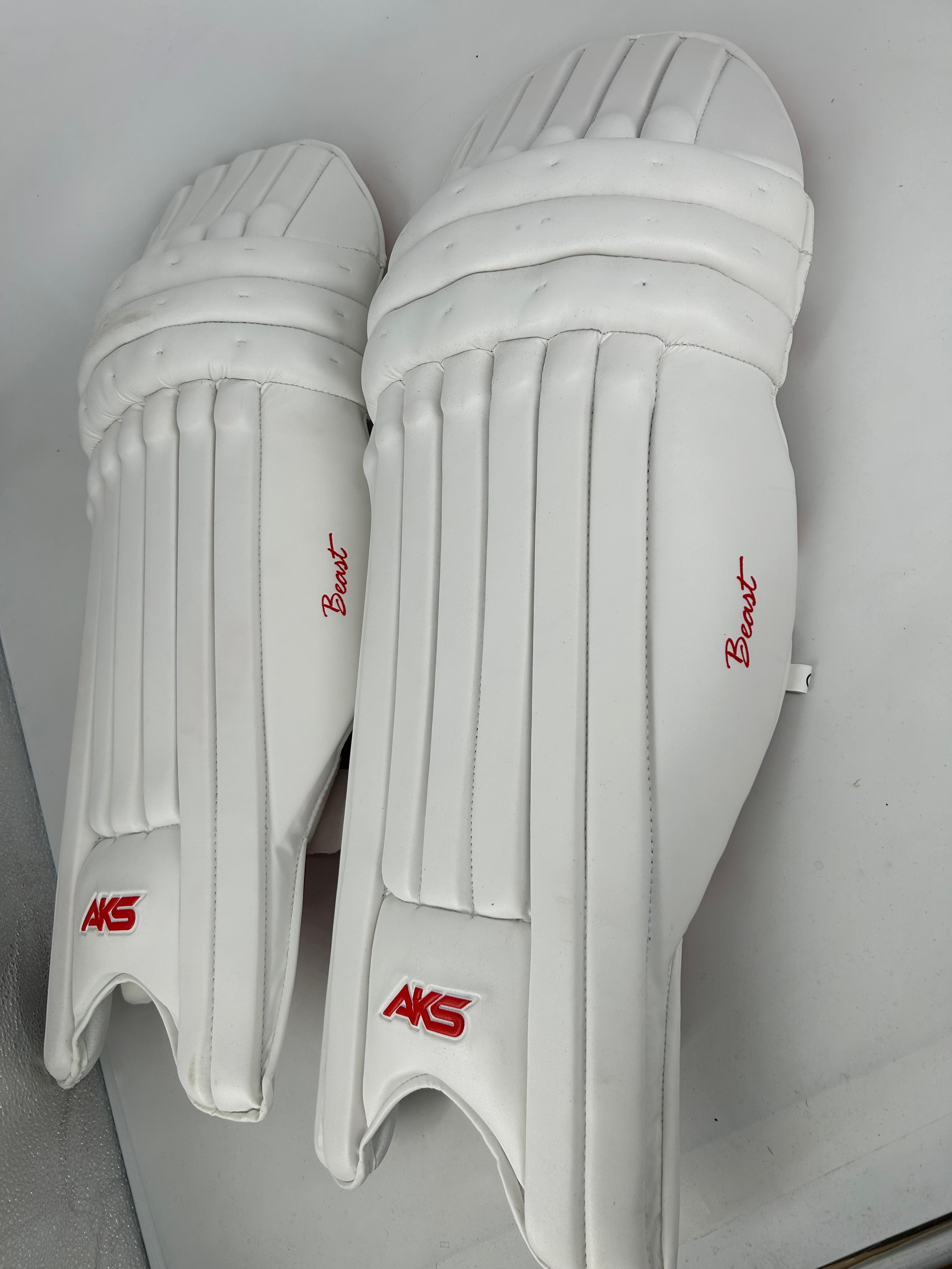 AKS Beast Batting Pads White 25/26