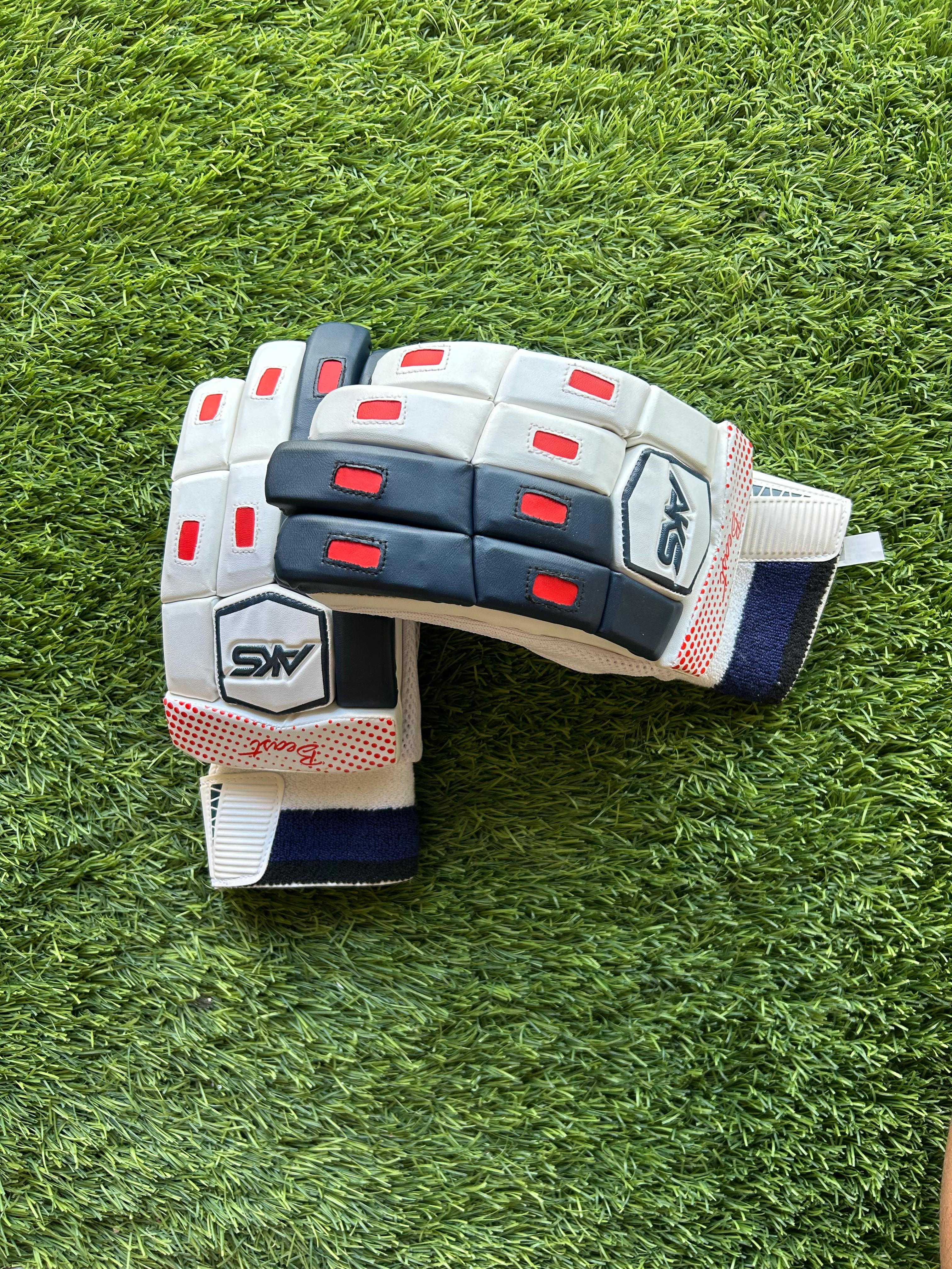AKS Beast Batting Gloves 25/26