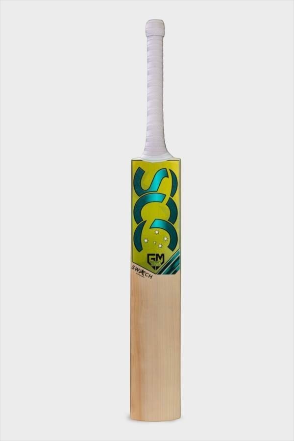 SCC SWITCH Rush Gold 675 junior English willow cricket bat with yellow and blue branding