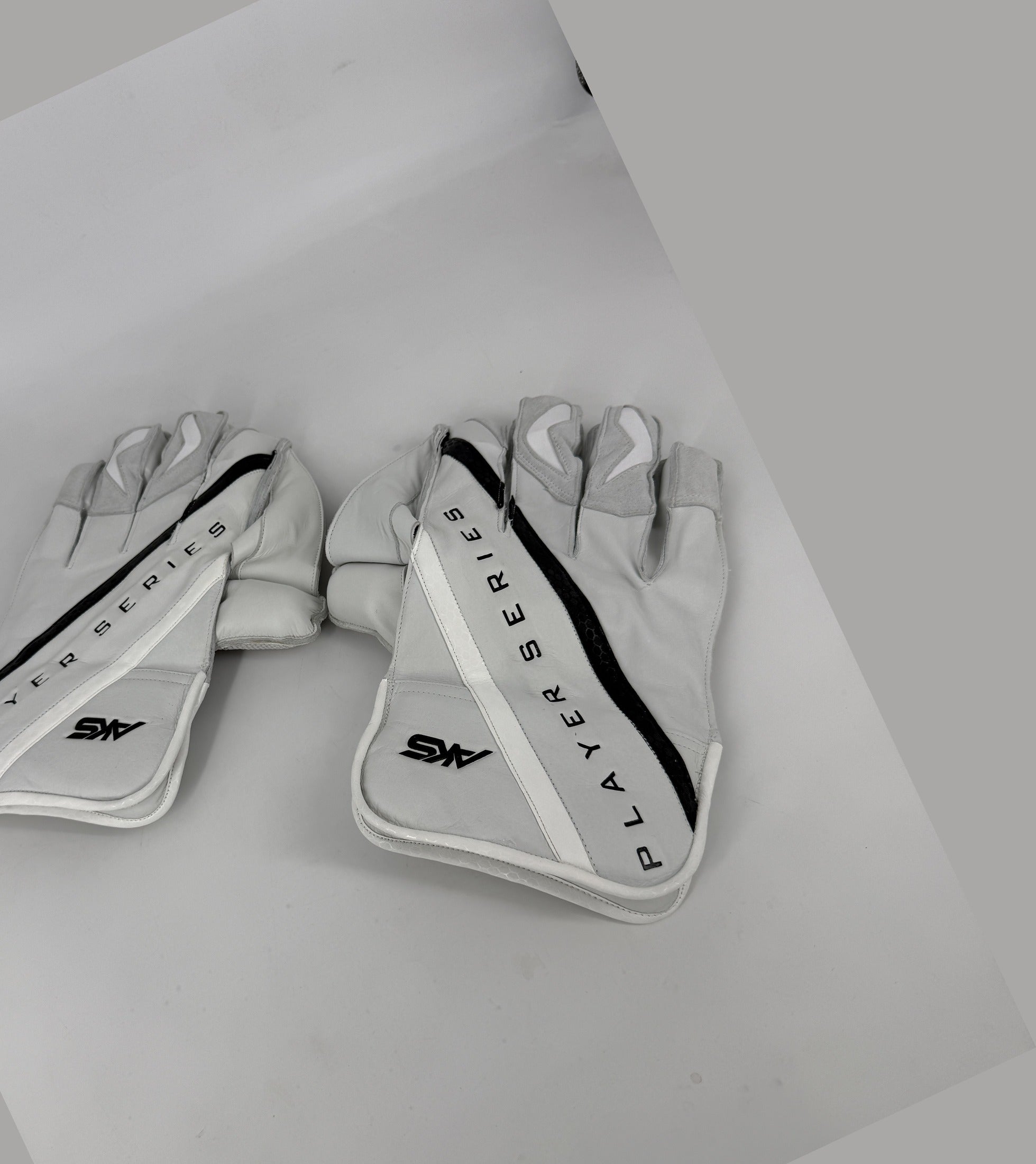 AKS Player Series Wicket Keeping Gloves pair