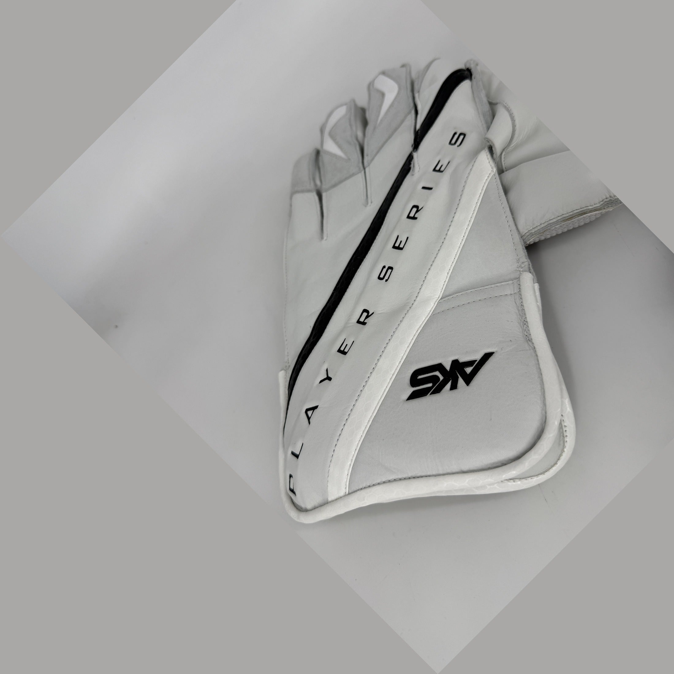 AKS Player Series Wicket Keeping Gloves cuff detail