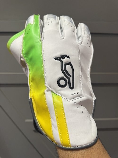 Kookaburra Pro Player LE Wicket Keeping Gloves