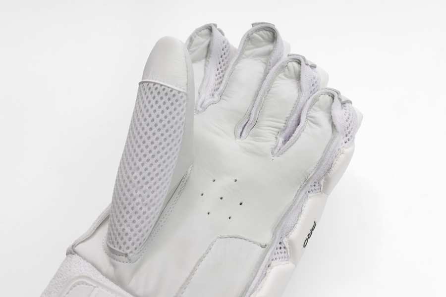 SCC Assassin Pro Batting Gloves