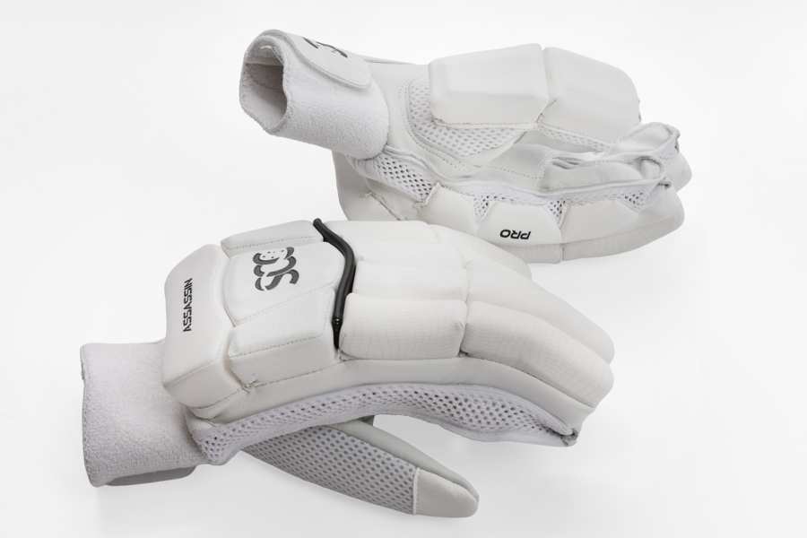 SCC Assassin Pro Batting Gloves