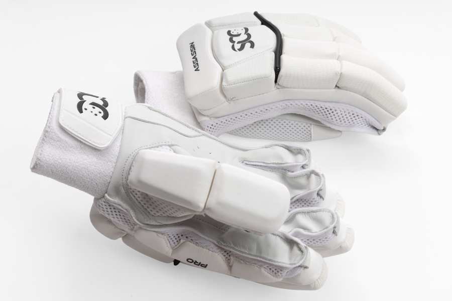 SCC Assassin Pro Batting Gloves