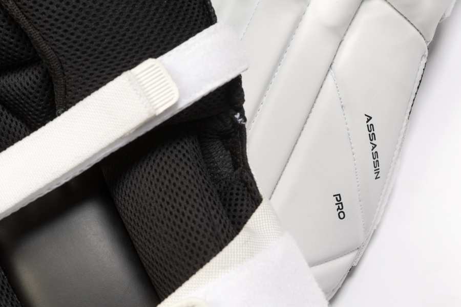 SCC Assassin Pro Batting Pads