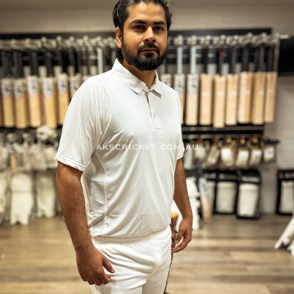 AKS MEN WHITE PLAYING TOP HALF SLEEVE